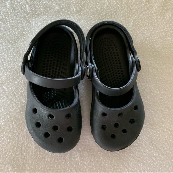 Crocs - Picture 2 of 7